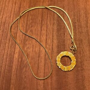 Beautiful Vintage Necklace!